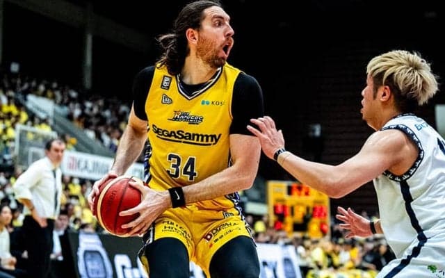 ライアン・ケリーがSR渋谷との契約満了、自由交渉選手リスト入り…  「6年に渡るサポートをありがとうございました！」