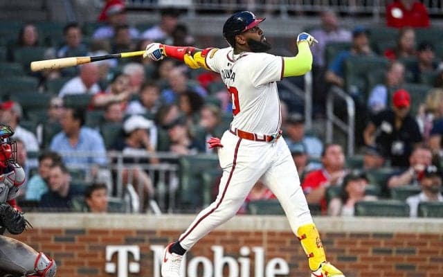 【MLB】DV、飲酒運転……波乱万丈のスラッガーが大谷翔平を抜き去る　ブ軍オズナが12号アーチで“本塁打トップ”に浮上　