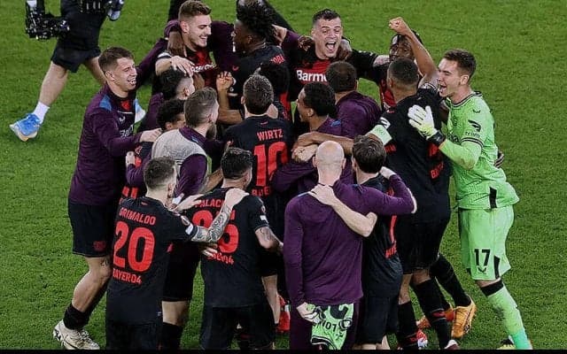 土壇場AT弾でドローに持ち込んだレバークーゼンが欧州無敗新記録樹立で決勝へ！　ローマは一時追いつくも2季連続決勝逃す…【EL】