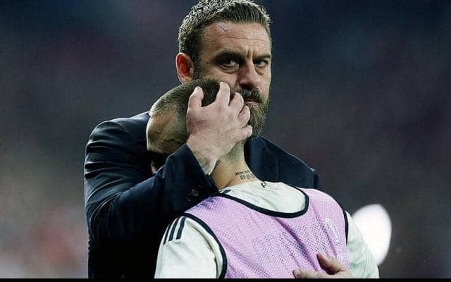 EL2季連続決勝逃すもデ・ロッシはチーム誇る…失点関与も獅子奮迅の守護神に「ありがとう」と感謝