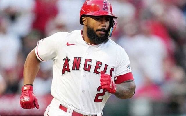 エンゼルス、試合開始14分前に主力2人離脱　スタメン発表されず騒然…故障者続出で珍事