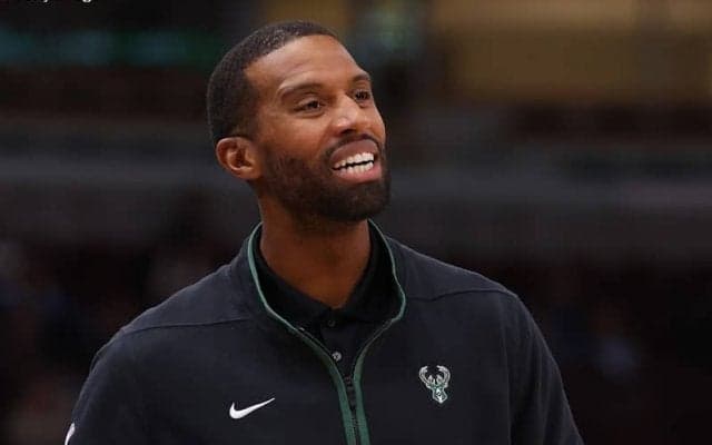 ホーネッツの次期HCにバックスやセルティックスでAC経験を持つチャールズ・リーが就任