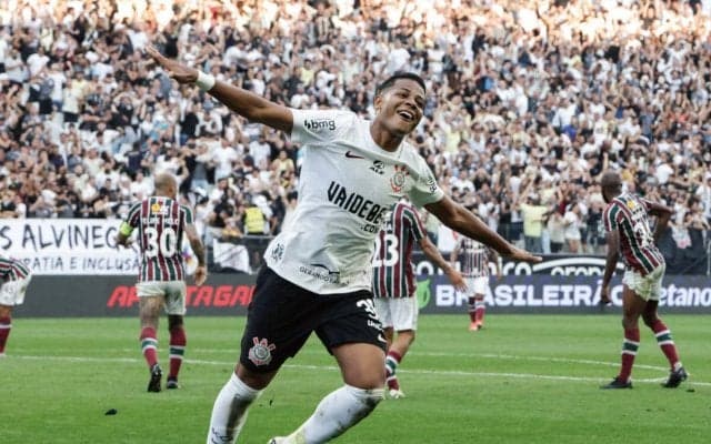 コリンチャンス産の19歳ウインガーがプレミア上陸へ？ ブライトンら関心でウェストハムが交渉開始