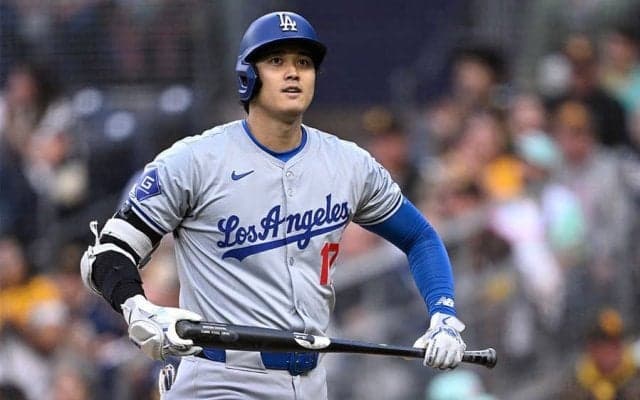 大谷翔平に手荒い洗礼…ファンが掲げた「BeatLA」　打倒ド軍が作り上げた“異様な空気”