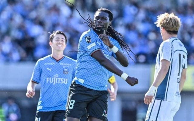 「サッカーサポ芸能人でいっちゃんかわいい」J1川崎の快勝を見守ったNHK朝ドラ女優の「現地観戦ショット」にファン興奮！「かわいいかわいいかわいい！」と称賛集まる