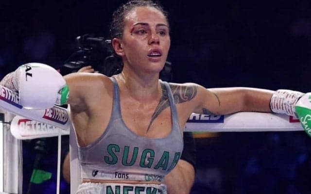 「お粗末すぎる」女子ボクシング世界戦で前代未聞の騒動 判定結果発表のアナがまさかの勝者読み間違え「理解できない」