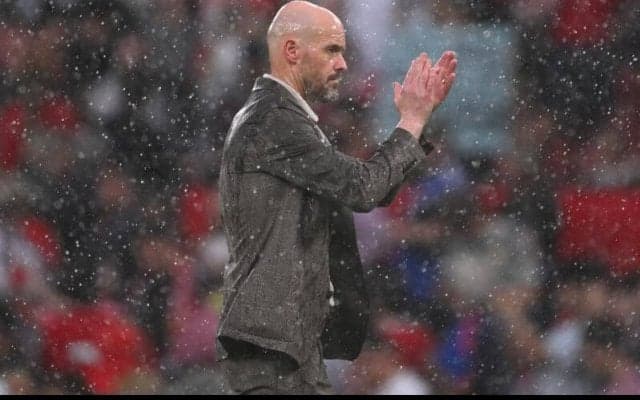 「ミスをすれば隙ができる」 テン・ハグ監督がDFライン上げきれずに失点関与のCBカゼミロに言及