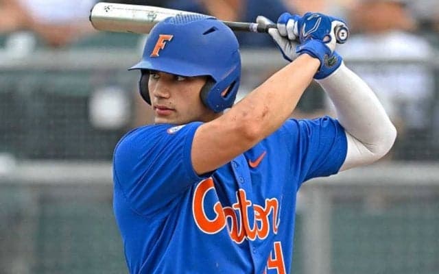 衝撃の30試合連続安打…“大谷翔平2世”の止まらぬ躍動　現れた二刀流スターが「最高」