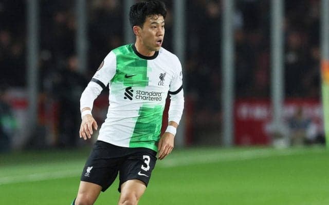 「堅実なパフォーマンス」「後半は遥かに良くなった」遠藤航はまずまずの評価、交代後に2点差追いつかれてドローも厳しい意見も「大きなアップグレードが必要」