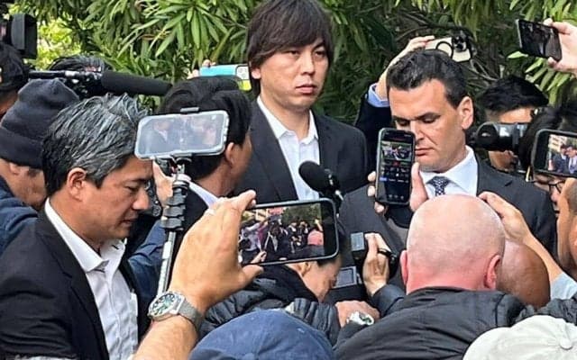 水原一平被告が罪状認否で出廷　黒スーツで形式上“無罪主張”…報道陣に無言、米報道