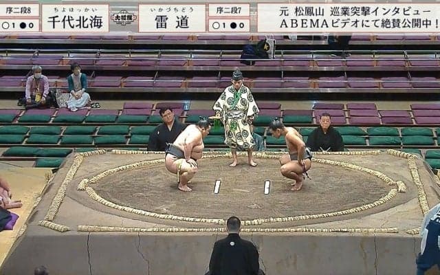 「鋼の肉体」ムキムキボディの19歳力士 強い勝ちっぷりに相撲ファンが注目「力あるなー」「かっこいい」