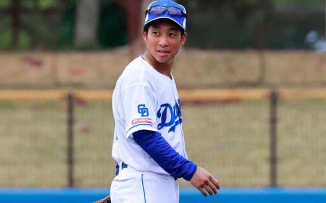 「どうやって投げてるの？」　中日23歳の泥だらけ“神守備”に衝撃「もはやマジック」