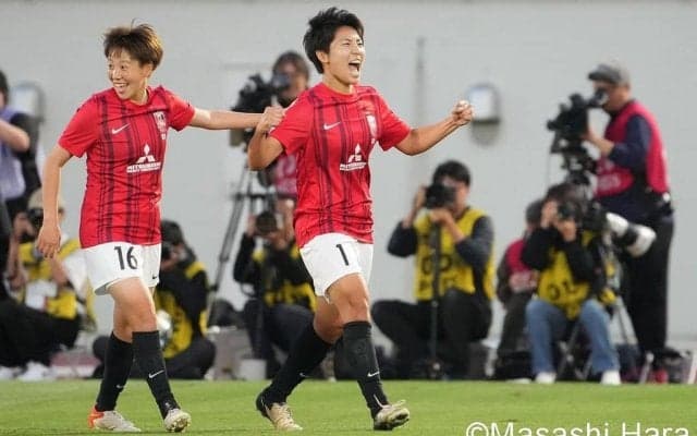 日本代表2選手の離脱で覚醒｢10試合連続得点｣FW、｢大胆｣トップ下、｢得点を生む｣左サイド【リーグ2連覇の浦和L｢アジア制覇｣舞台裏と未来】(2)