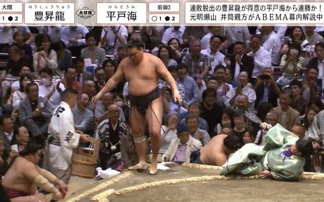 豊昇龍が転倒した木村庄之助に…咄嗟に見せたギャップある所作にも「いい人」「優しいじゃん」反響広がる