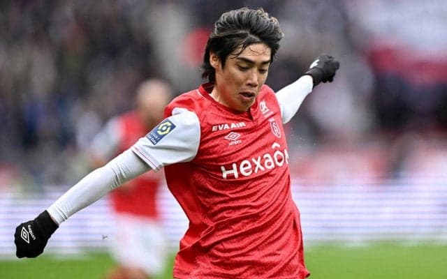 「上手すぎる」「キレキレ」7試合ぶりの勝利を呼び込んだ伊東純也の鋭いクロスが話題！ 日本代表復帰の期待も高まる「一番必要」「6月は復帰だな」