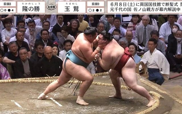 15秒間の“超ロングロング”のど輪に息も絶え絶え 「息止まるわ」「酸欠になりそう」ファンもヒヤヒヤ