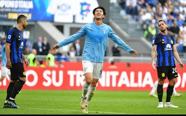 鎌田が王者インテル相手に左足ミドル弾、ラツィオは終盤被弾で痛いドロー【セリエA】