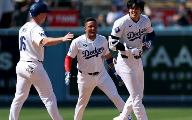 「ショウヘイのような選手は見たことない」大谷翔平のド軍移籍後初のサヨナラ打に現地記者も興奮！ “DHで史上初のMVP”にも期待「オオタニが歴史を作る布石に」