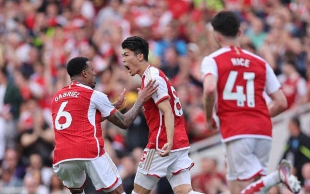 大一番で同点弾の冨安健洋は「最も脅威的な攻撃陣」、強烈ミドルの鎌田大地は「最高のパフォーマンス」 　海外リーグ日本選手評価まとめ【5月17日～19日】