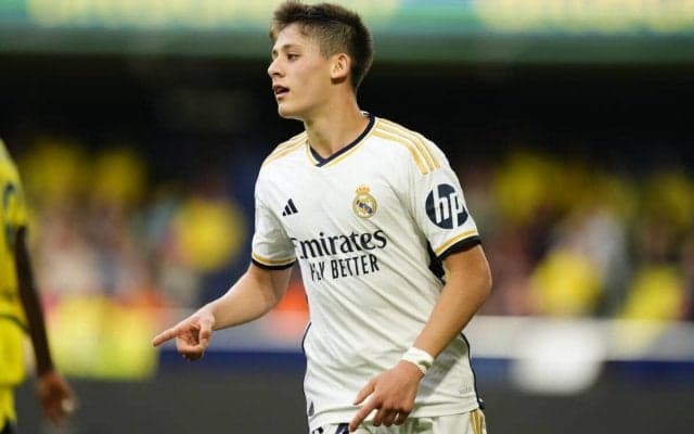 レアルで存在感発揮の19歳MFギュレル、来季もアンチェロッティ監督の下でのプレー濃厚か