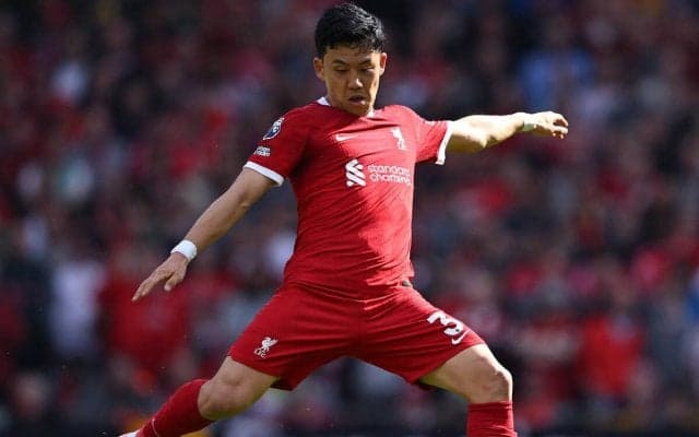 「影響力を与えた」「圧倒する基盤を与えた」クロップ監督ラストマッチでフル出場、遠藤航を現地紙も評価の一方で補強にも言及「エリートの6番に注目すべき」