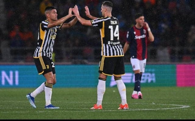 アッレグリ解任のユベントスが3点差を追いつきボローニャとの上位対決はドロー決着…【セリエA】