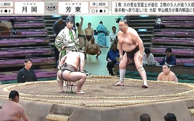 46歳・超巨体力士、“顔面鷲づかみ”の規格外な攻め 19歳序二段力士に圧勝で「体格差えぐ」「顔面つかんだ」ファン騒然