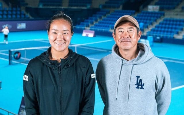 石井琢朗＆プロテニスプレーヤー石井さやか・父娘対談《後編》「いつまで経っても『お父さんの娘』の立場じゃ悔しいじゃないですか」