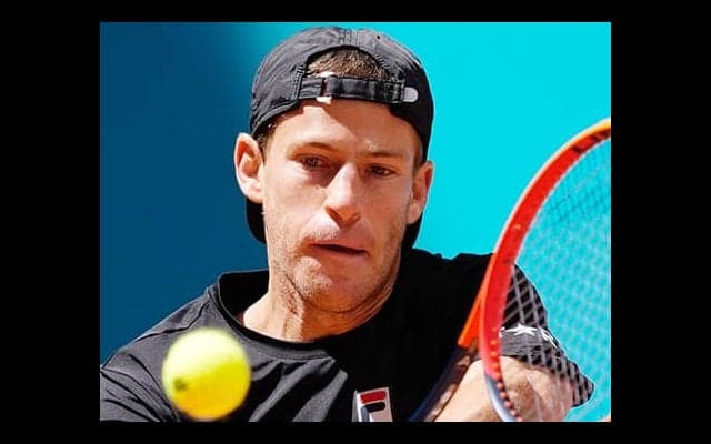  シュワルツマン 全仏OP予選2回戦へ 