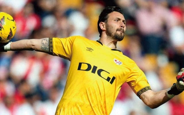 現状プレシーズン“GKゼロ”のバレンシア…ラージョから今季クリーンシート13回のディミトリエフスキを確保済みか