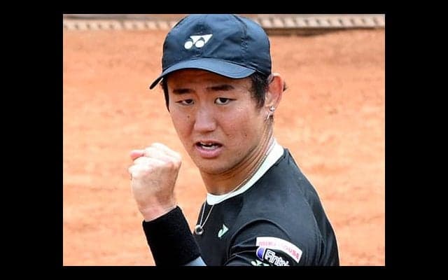 西岡良仁 圧勝で初戦突破