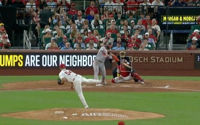 衝撃の飛距離！大谷翔平を突き放す一発… コイツは一体、何者だ…！？ 22歳新星が単独キング浮上の“特大アーチ”を叩き込む瞬間　ファン騒然「すげえw」「楽しみでしかない」