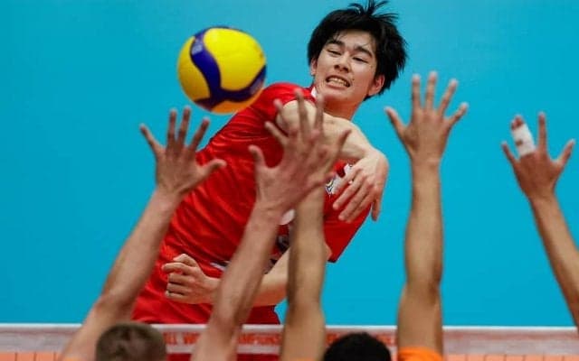 “チーム最年少の20歳”甲斐優斗がアルゼンチン撃破に貢献！ 17得点を挙げる活躍に海外メディアも賛辞【男子バレー】