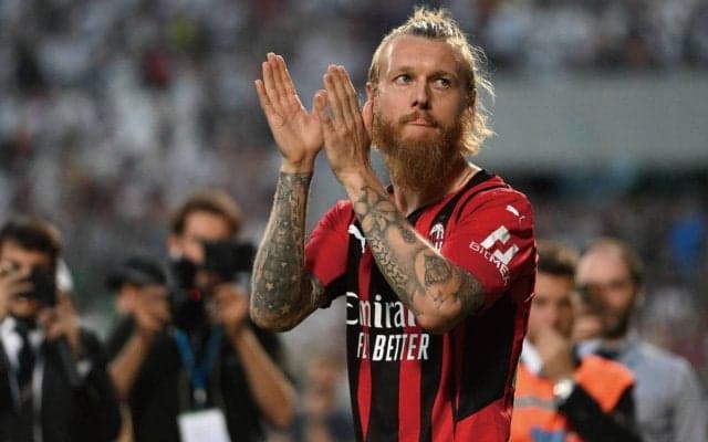 再建期支えた重鎮シモン・ケアーが去るミラン…センターバック補強に力を入れる