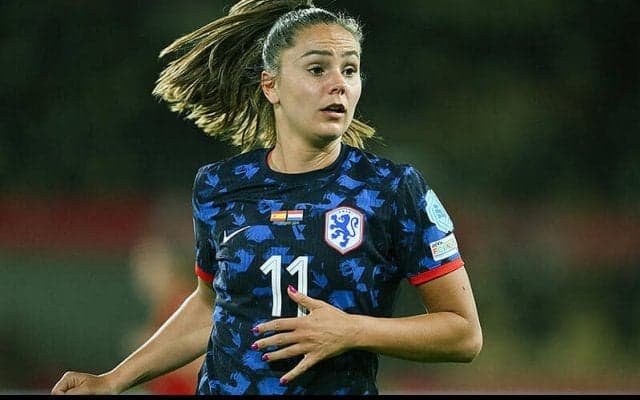 マルテンスが31歳でオランダ女子代表引退…女子ユーロ2017の初優勝に貢献