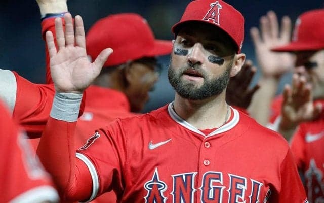 “事実上の戦力外”→エ軍加入で覚醒　球団記録に肉薄…35歳が「すでにヒーロー」