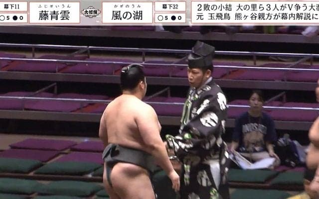 4度の“待った”に行司が激おこ 力士に厳重注意の異例事態「めっちゃオコw」「声はこわいけど顔は優しかった」反応様々