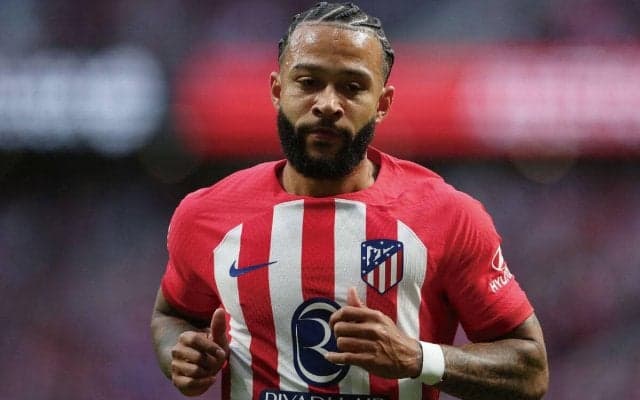 メンフィス・デパイが今夏アトレティコ退団でフリーに　代理人も認める