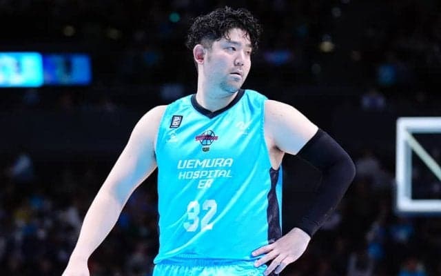 佐賀が満原優樹との契約継続を発表「チームに何が足りないか常に考え一生懸命やり切りたい」