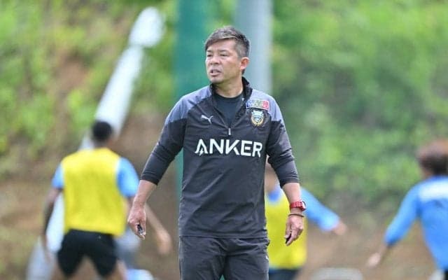 川崎・鬼木監督が柏戦に向け選手に説いた、「何のためにこのチームに来たのか、どういうサッカーをしたくて来てるのか」の意識……“週末並み”のサポーターを前に勝利求める