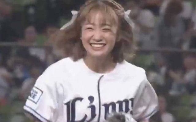 人気声優が“完璧始球式”　ワインドアップ→豪快投球でミット一直線…場内喝采