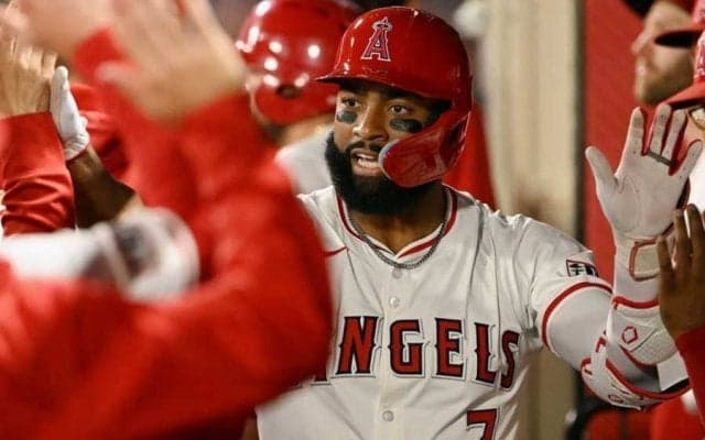 大谷抜けたエ軍で躍動「ようやく開花」　130m特大弾で“初到達”…未完の大器が「覚醒の時」