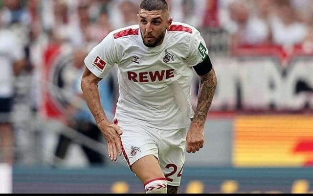 シュツットガルト、ケルンから左利きの大型CBシャボーを獲得！