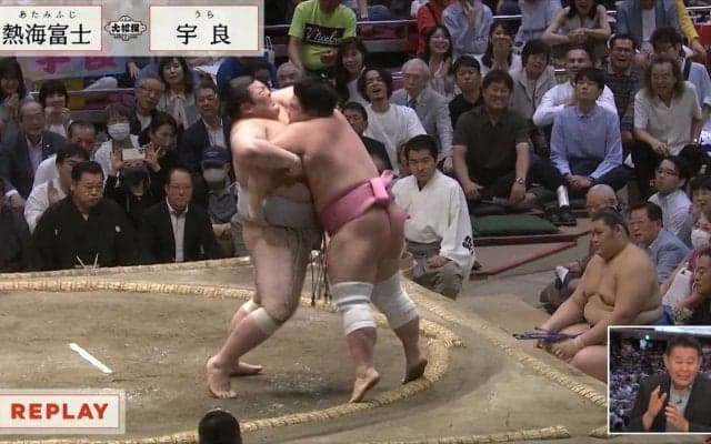 人気力士、土俵際で粘るガチンコな姿に視聴者がゾッ…元若乃花「大怪我する。心配で心配で見ていた」取組後には安堵の声も