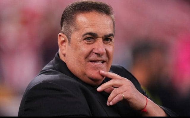 1年でセグンダ降格のグラナダがサンドバル監督の退任を発表