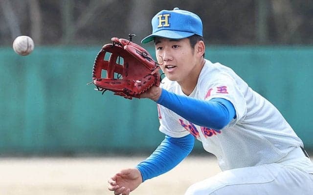U18日本代表候補合宿で名物記者が惚れ込んだ選手とは？ 高校No. 1スラッガーにド迫力左腕も