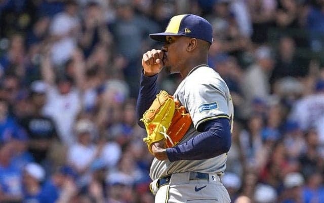 NPB最速右腕が1死も取れず自滅　“事実上の戦力外”→新天地で過酷なデビュー…防御率6.85