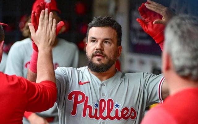 【MLB】シュワーバーの「激昂シーン」が大人気　悪名高き“名物審判”ヘルナンデスが引退発表、米メディアが迷場面を特集
