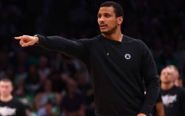 就任2年目のジョー・マズーラHCが35歳の若さでセルティックスをファイナルへ導く