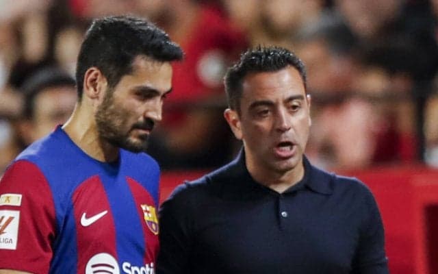 バルサはなぜ朝令暮改を繰り返すのか シャビ監督解任の顛末を歴史からひもとく